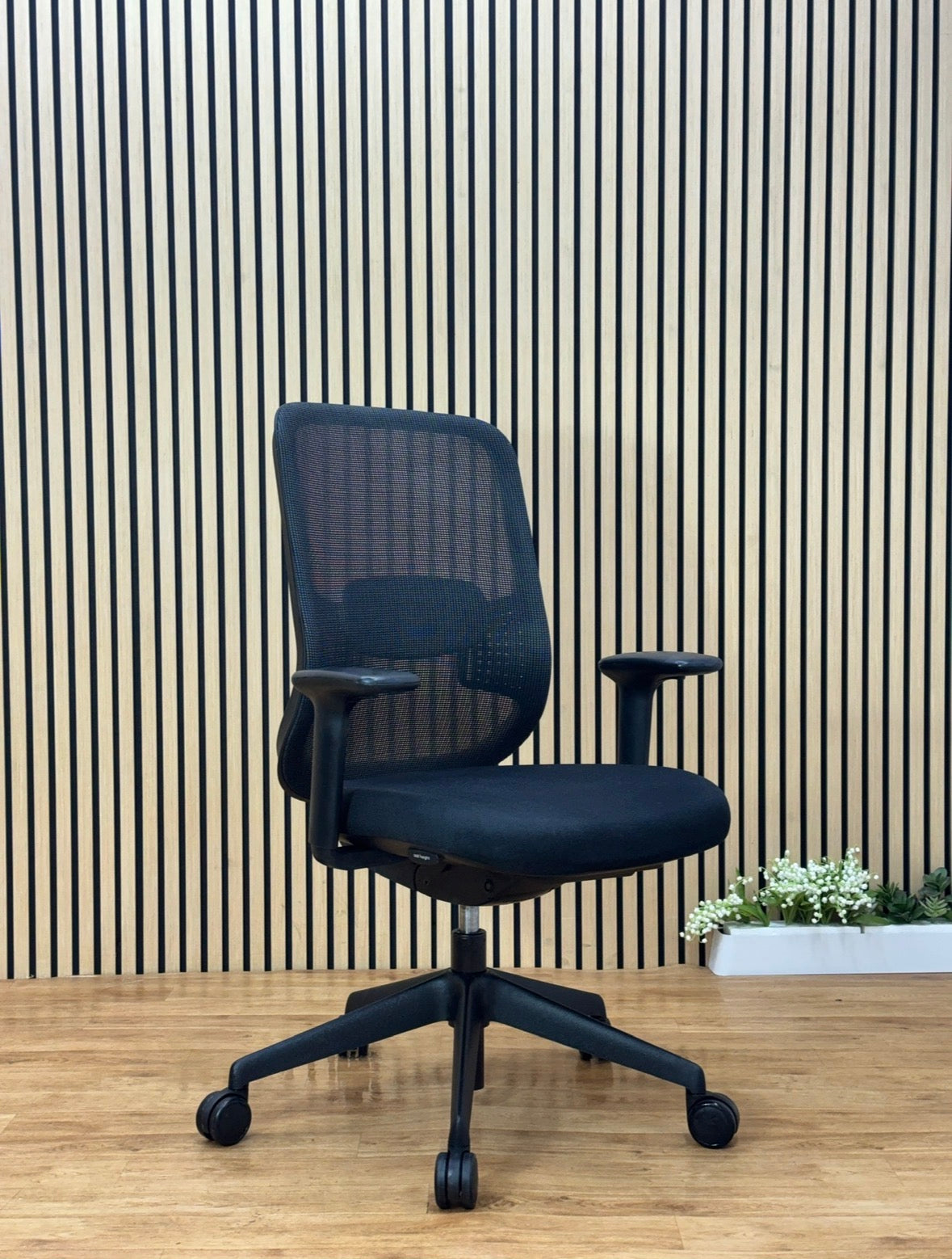 Orangebox Do Task Chair Premium Ergonomic Mesh Office Chair