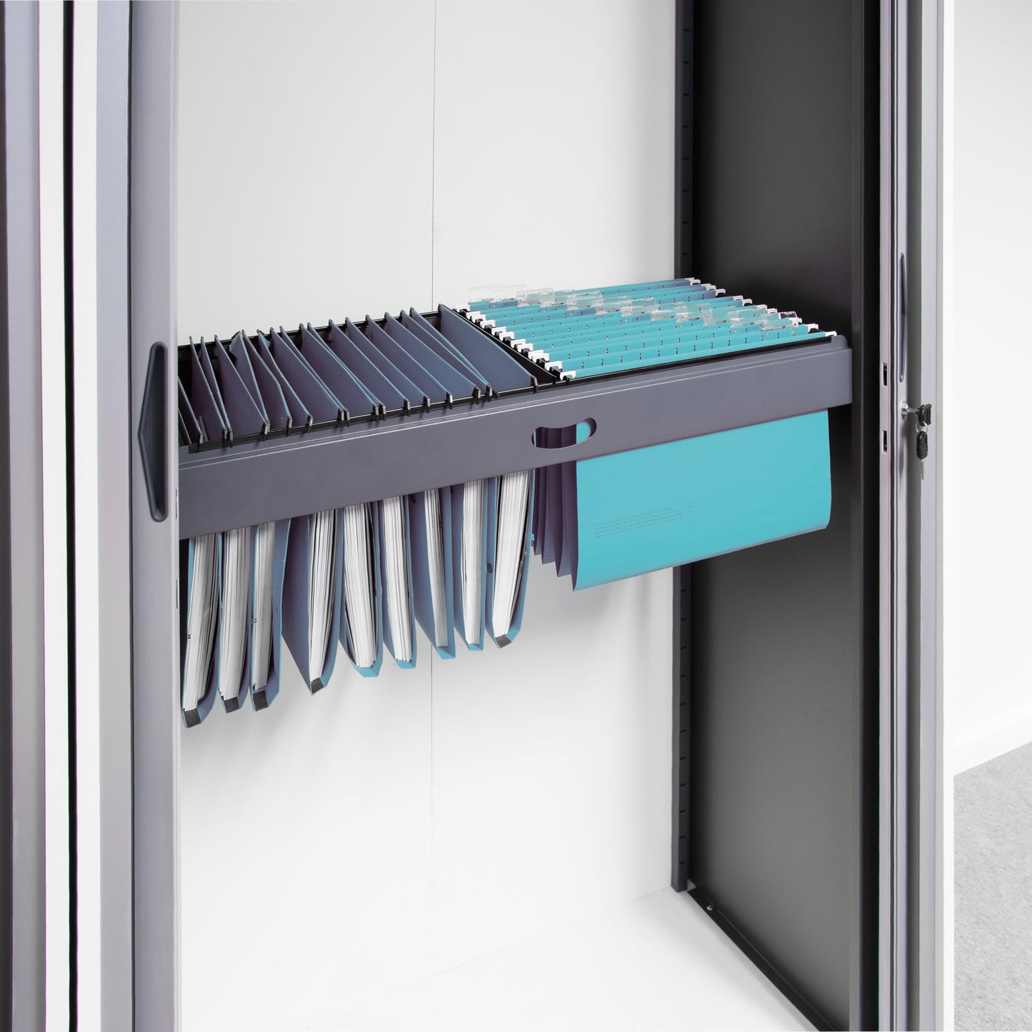 Systems storage internal fitments
