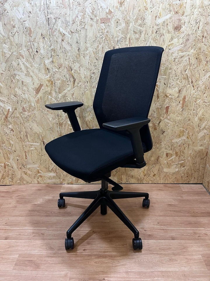 Bestuhl J1 Operator Office Chair,Fully Adjustable, Black Mesh/Fabric-UK DELIVERY
