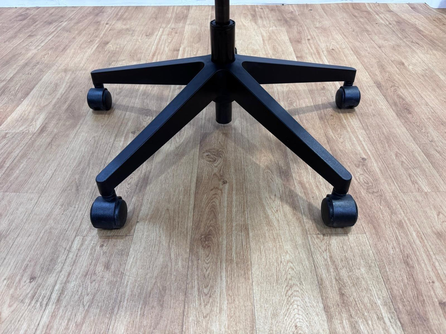 STEELCASE Reply Office Chair/Black Leather/Lumbar Support/4D Armrests/ UK DEL 🚚