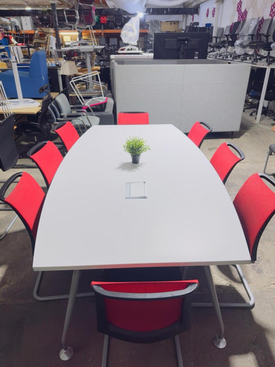 Set Of 8 STEELCASE* Chairs And White Meeting Table With Power Outputs / DELIVERY