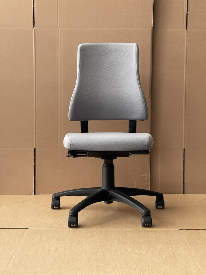 AXIA Ergonomic task chair (RRP£954) - UK Delivery