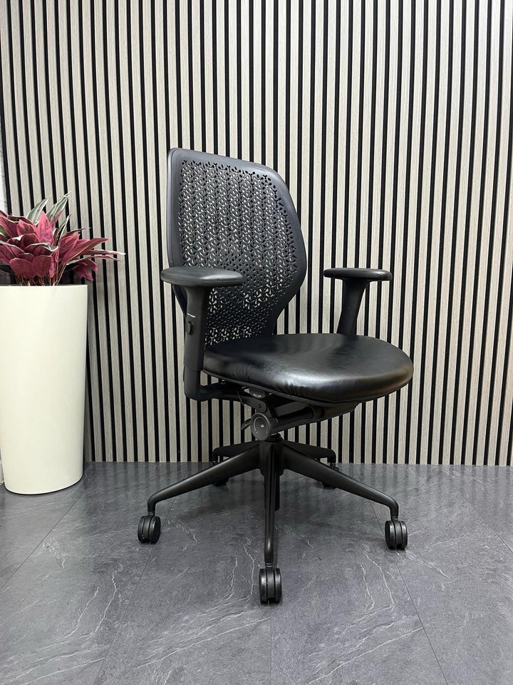 Orangebox Ara – Black Leather Seat– Lumbar Support –Rrp£759 - UK Delivery