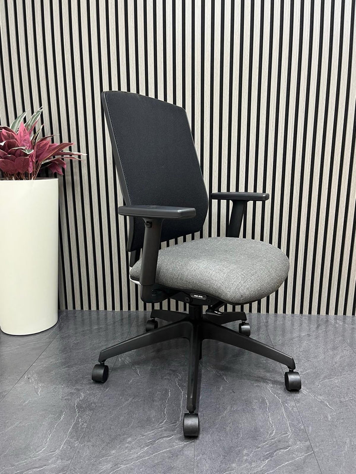 Boss Design Felix Ergonomic Chair - Rrp£649 - UK Delivery