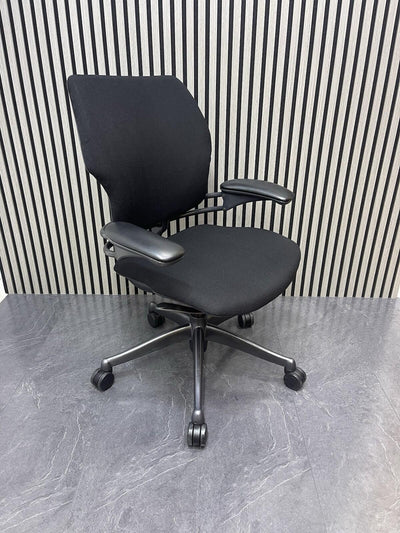 Humanscale Freedom Chair / Black Fabric / Gel Armrests - UK Delivery