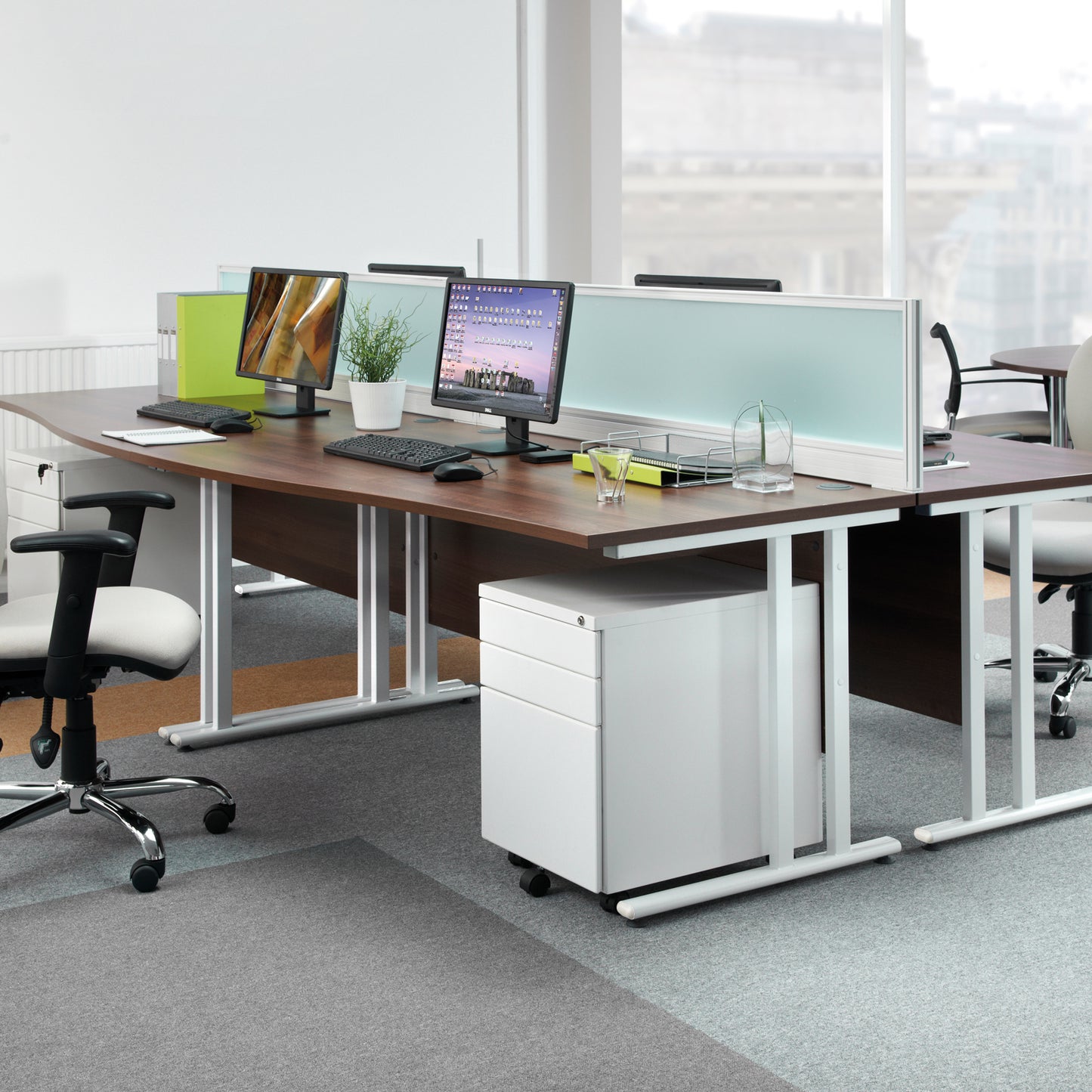 Maestro 25 cantilever left hand ergonomic desk with 2 drawer ped
