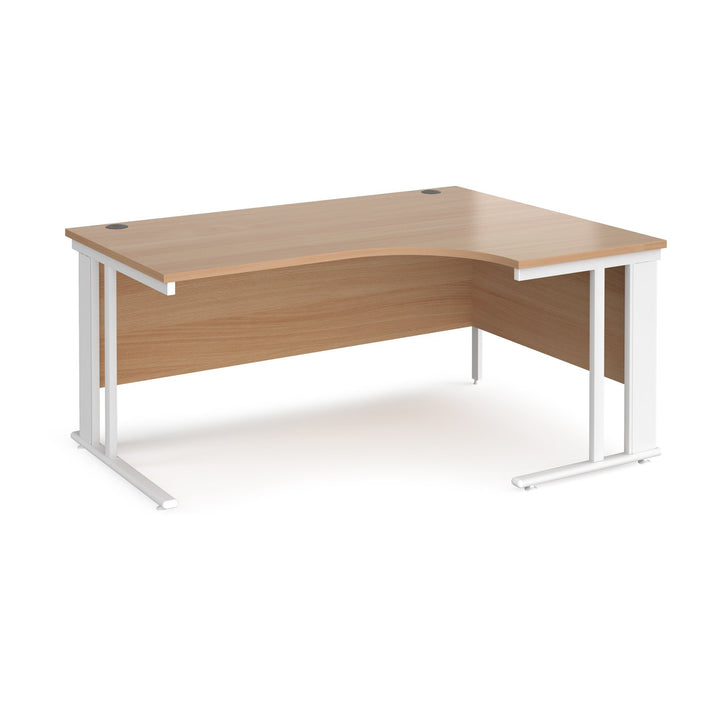Maestro 25 cable managed right hand ergonomic corner desk