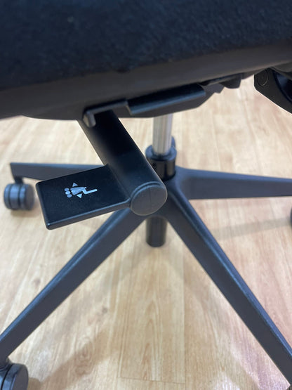 Senator Fuse Adjustable Office Chair  / 4D Armrest - UK Delivery