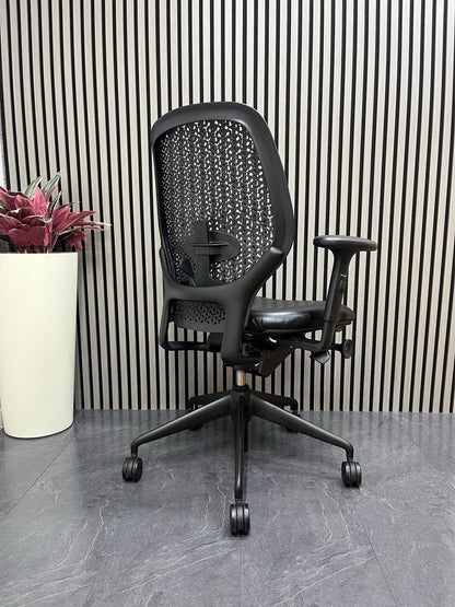Orangebox Ara – Black Leather Seat– Lumbar Support –Rrp£759 - UK Delivery