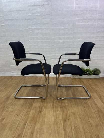 2x Modern Cantilever Chrome Frame Stacking Chairs / Visitor , Reception / UK 🚚