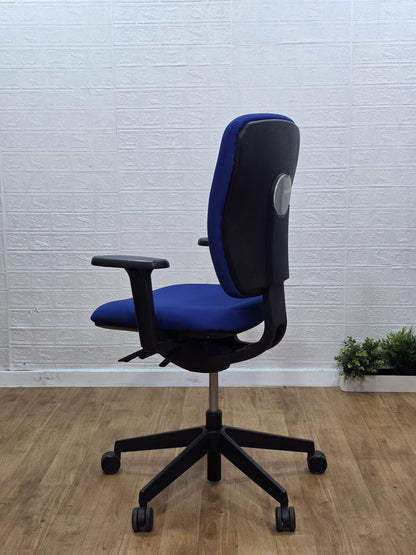 Refurbished Senator Dash Task Chair 3D Arms Navy Blue UK Delivery