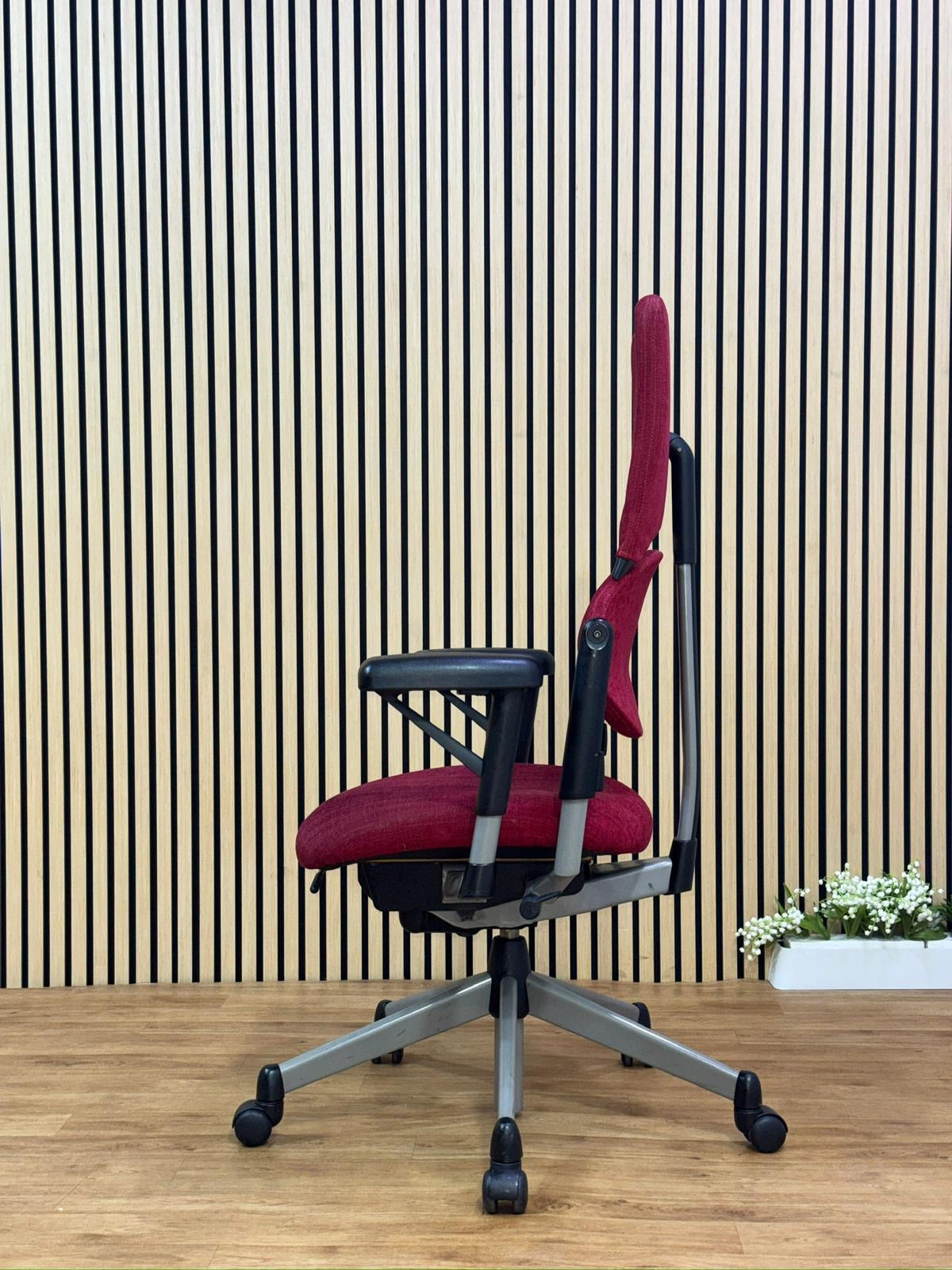 Steelcase Please V1 Task Chair / Red / Fully Adjustable / UK Delivery 🚚