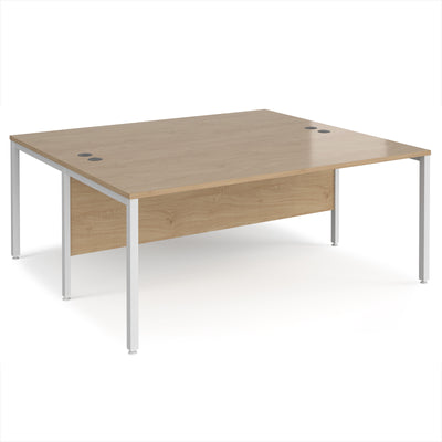 Maestro 25 bench back to back straight desks 1600mm - MB1816BWHKO