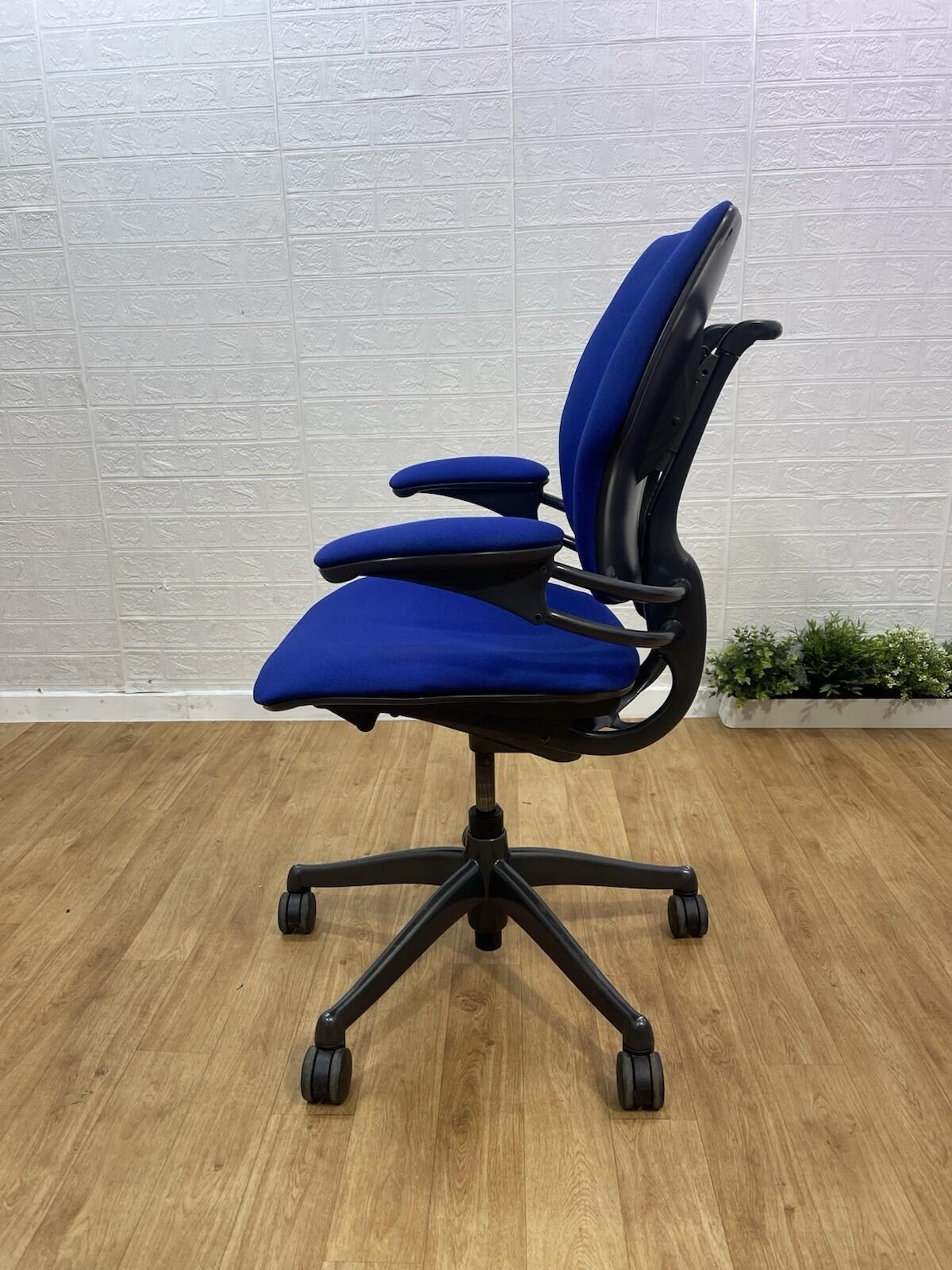 Humanscale Freedom Office Chair In Blue Fabric