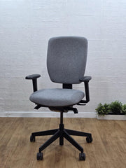 Refurbished Senator Dash Task Chair 3D Arms Light Grey UK Delivery