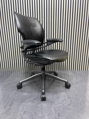 Humanscale freedom chair In Black Leather  Gel Armrests UK Delivery