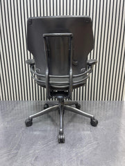 Humanscale freedom chair In Black Leather  Gel Armrests UK Delivery