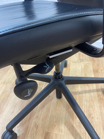 2 Senator Agitus Executive Office Chair Black Leather UK Delivery