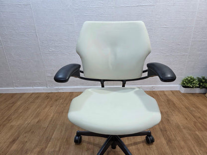 Humanscale Freedom Executive Chair Cream White UK Delivery