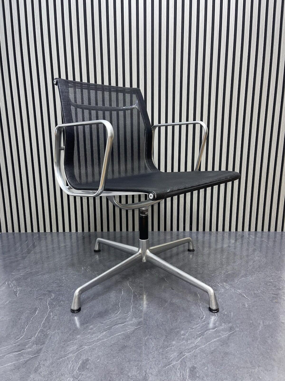 Genuine icf By Charles Eames Black Mesh Swivel Chair