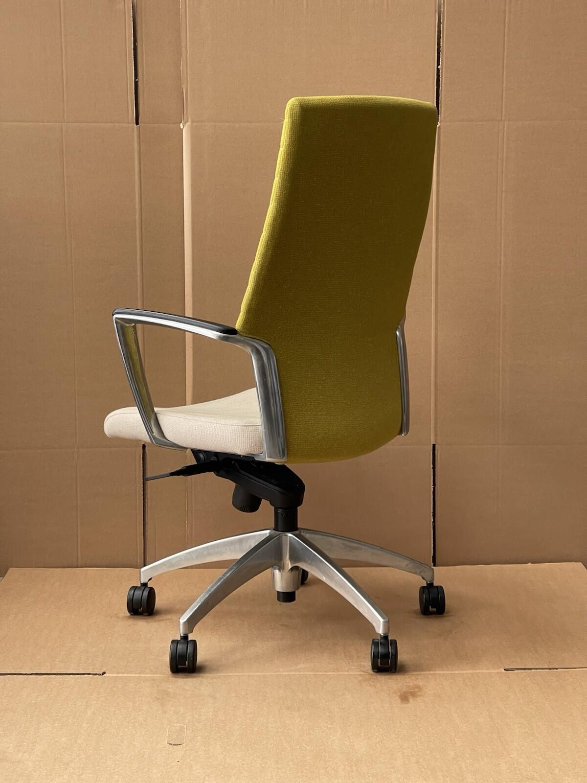 Global Accord  Adjustable Office Chair-Lime/cream White - (RRP$1334) UK Delivery