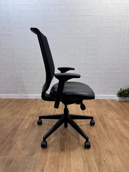 STEELCASE Reply Office Chair/Black Leather/Lumbar Support/4D Armrests/ UK DEL 🚚
