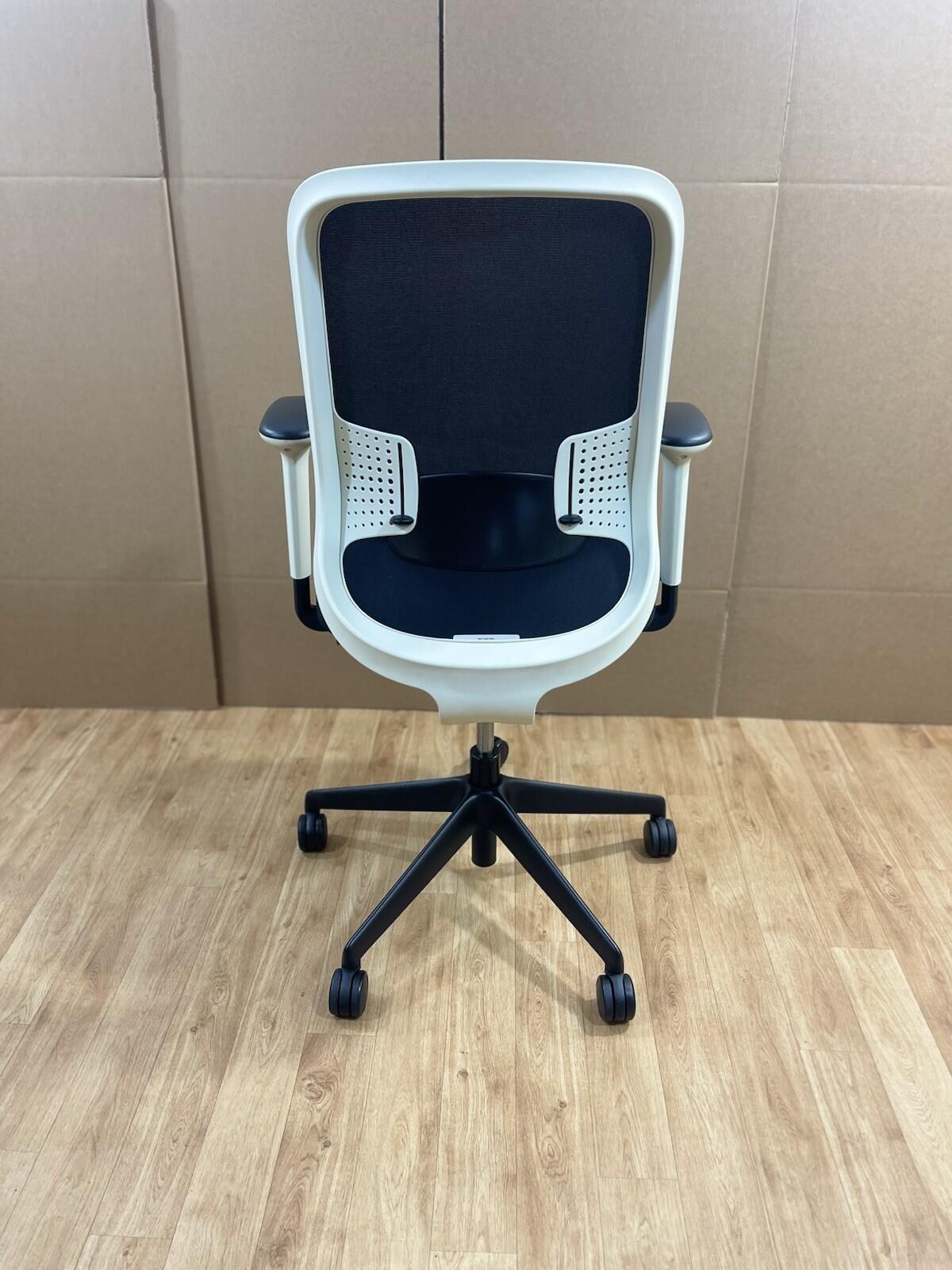Orangebox Do Chair, Back Recline, Armrests Lumbar Support white black