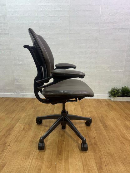 Humanscale Freedom Office Chair In Grey Smokey Finish - UK DELIVERY