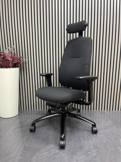 RH Logic 220 Fully Loaded Chair - All Black (Rrp£1548) - UK Delivery