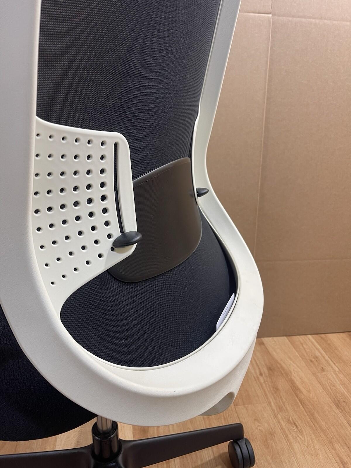 Orangebox Do Chair, Back Recline, Armrests Lumbar Support white black