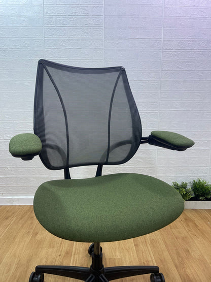 Humanscale Liberty office chair /Forest green fabric