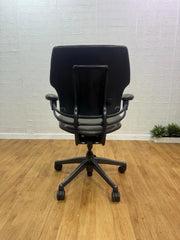 Humanscale Freedom Office Chair In Grey Smokey Finish - UK DELIVERY