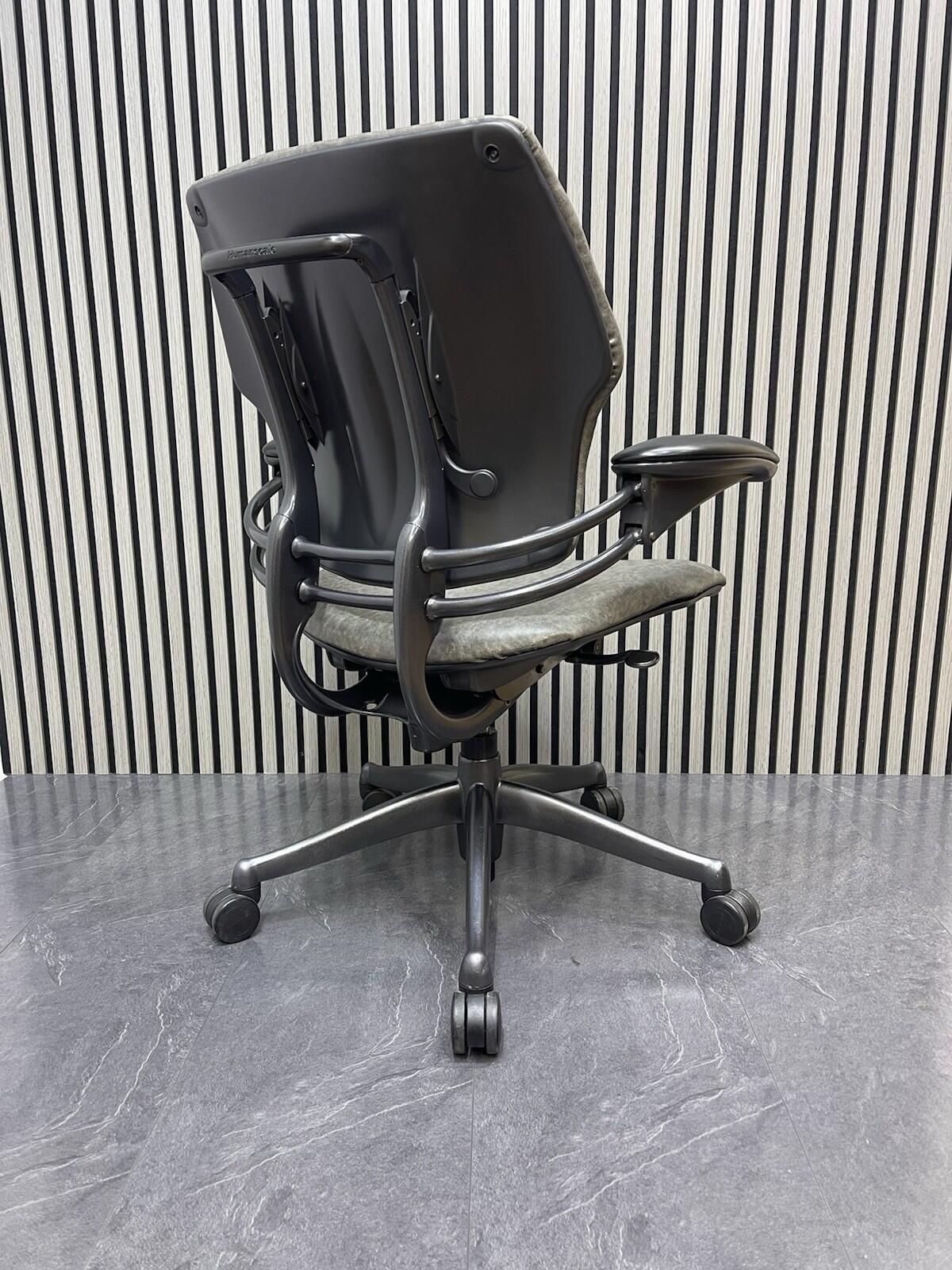 Humanscale Freedom Executive Chair - (Rrp£1239) UK Delivery