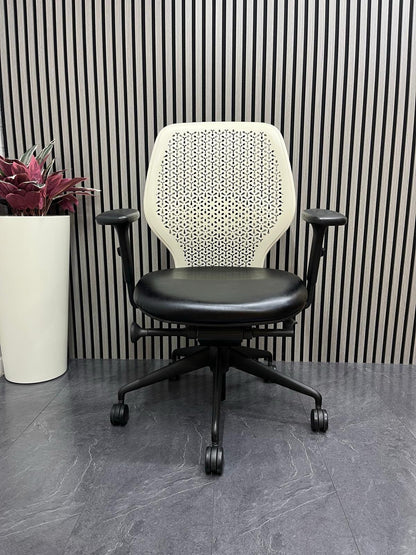 Orangebox Ara – Black Leather Seat– Lumbar Support  –Rrp£759 - UK Delivery
