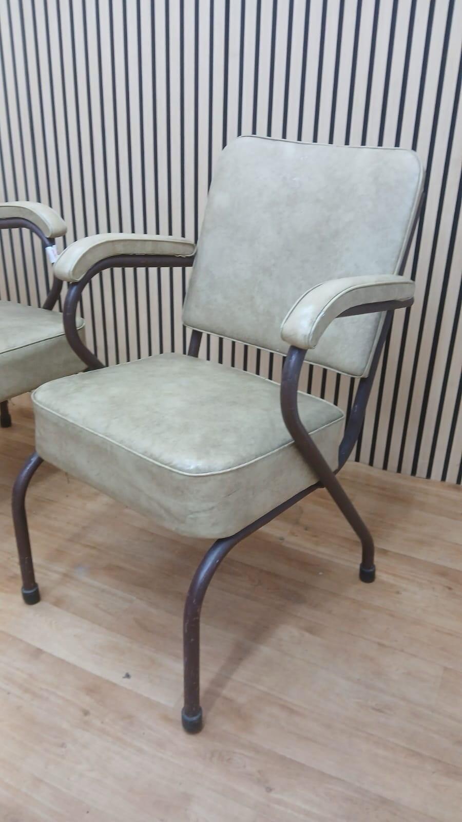 Vintage Shaw armchair - Genuine Leather