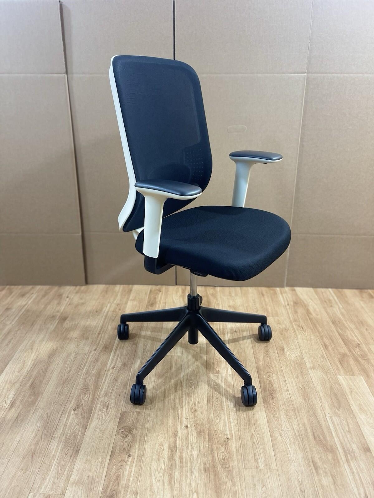 Orangebox Do Chair, Back Recline, Armrests Lumbar Support white black