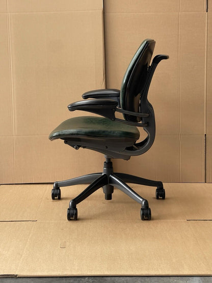 Humanscale Freedom Executive Chair - Gel Filled Arm pads  - UK Delivery