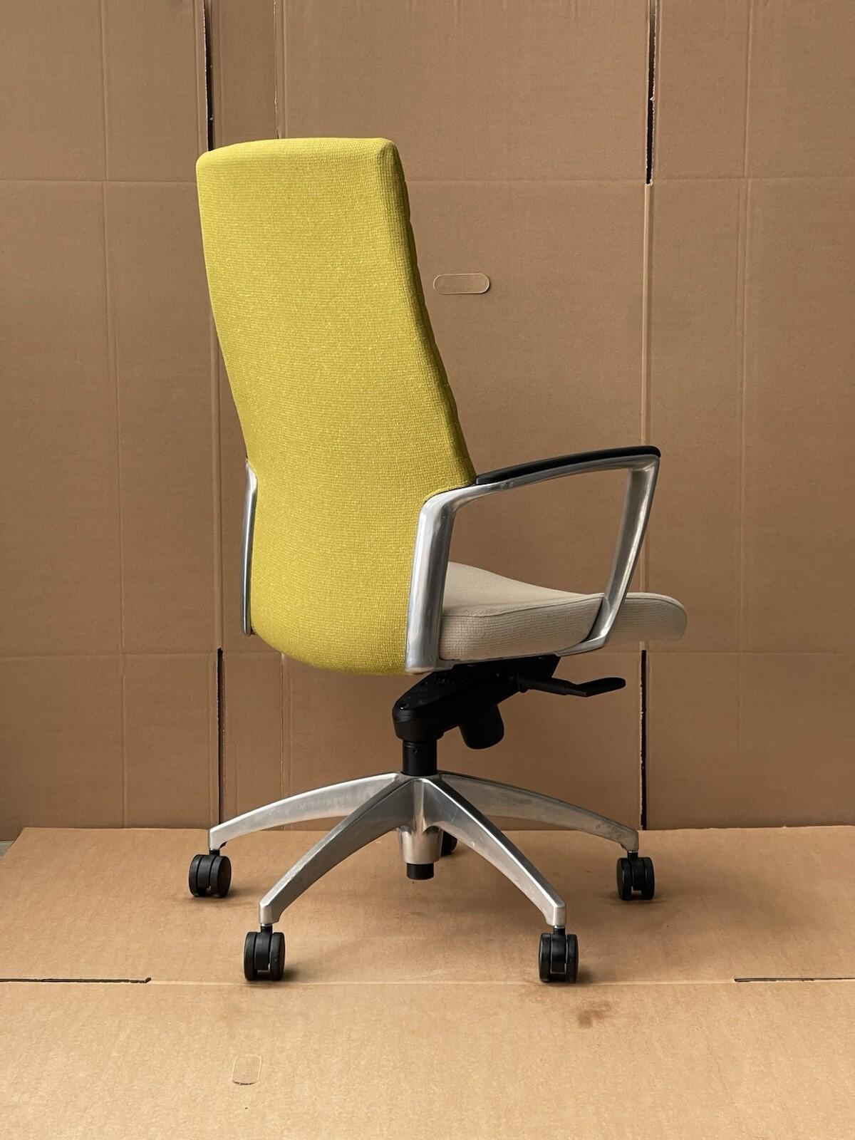 Global Accord  Adjustable Office Chair-Lime/cream White - (RRP$1334) UK Delivery