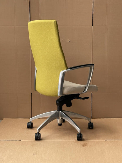 Global Accord  Adjustable Office Chair-Lime/cream White - (RRP$1334) UK Delivery