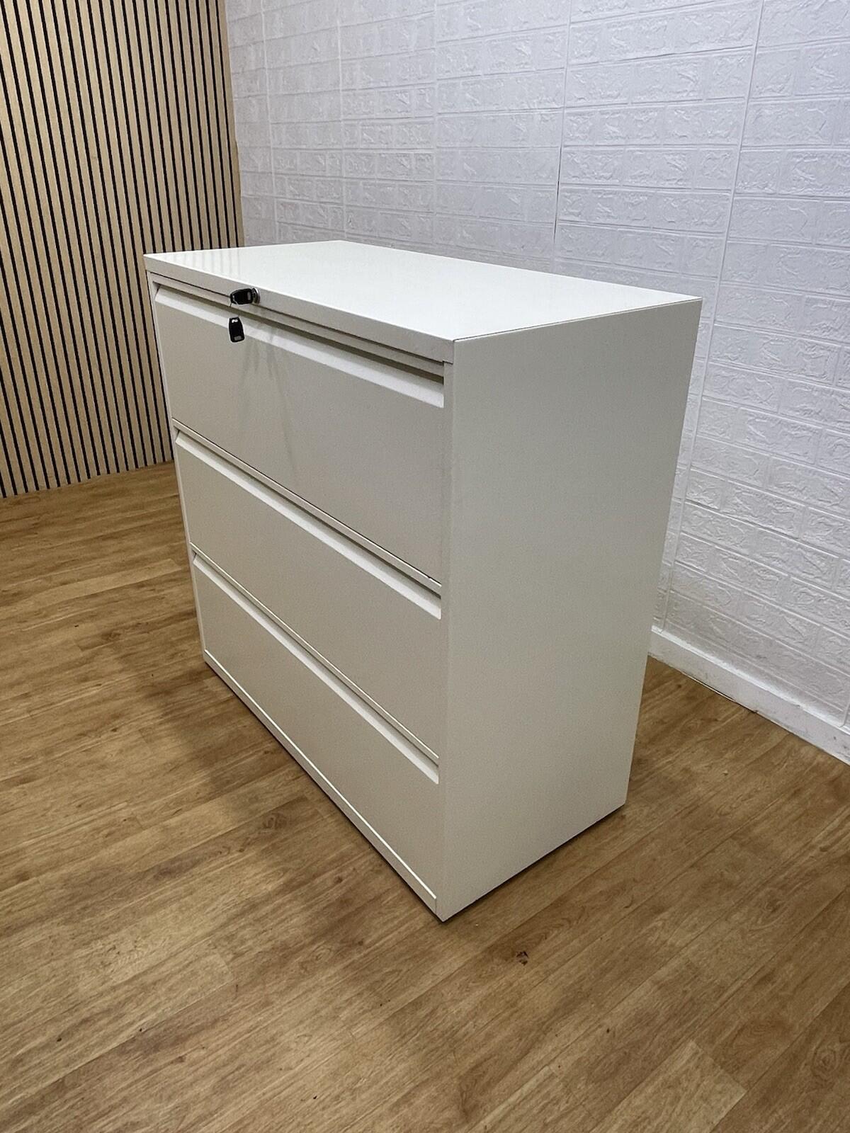 Bisley White 3 Draw Lateral Filling Cabinet With Keys / (All Metal) Can Deliver