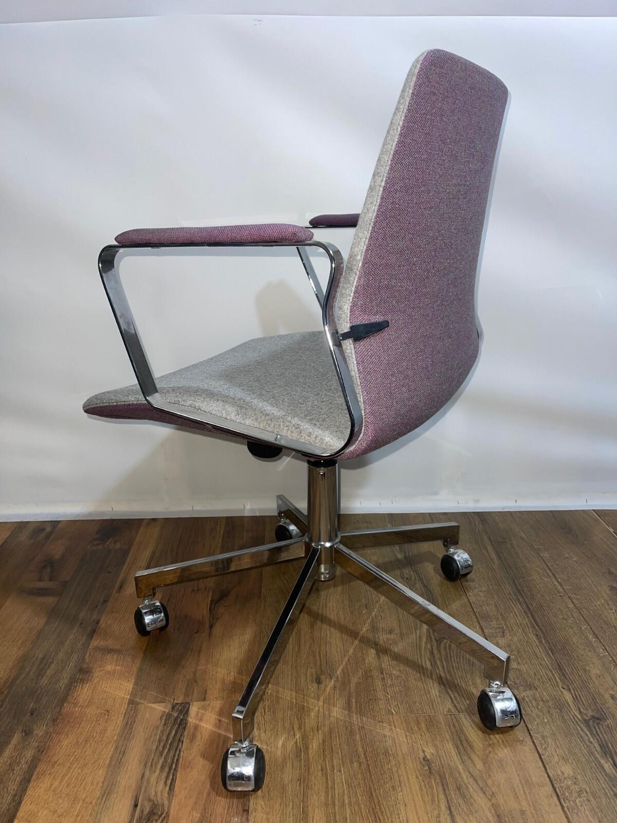 Pilot Low Swivel Chair  With Low Back  Rrp 1087