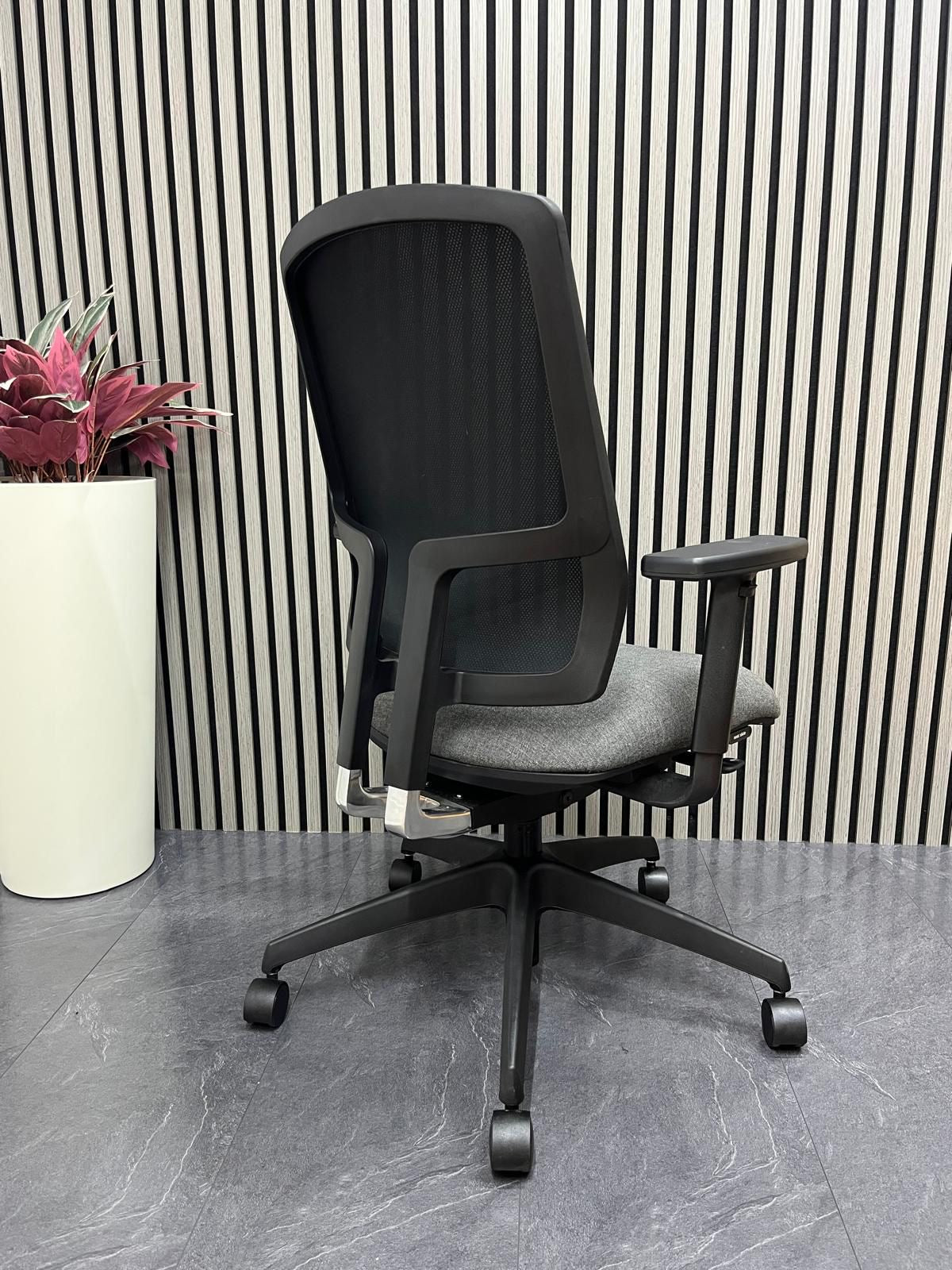 Boss Design Felix Ergonomic Office Chair Grey Fabric | Swivel Task Chair UK Delivery