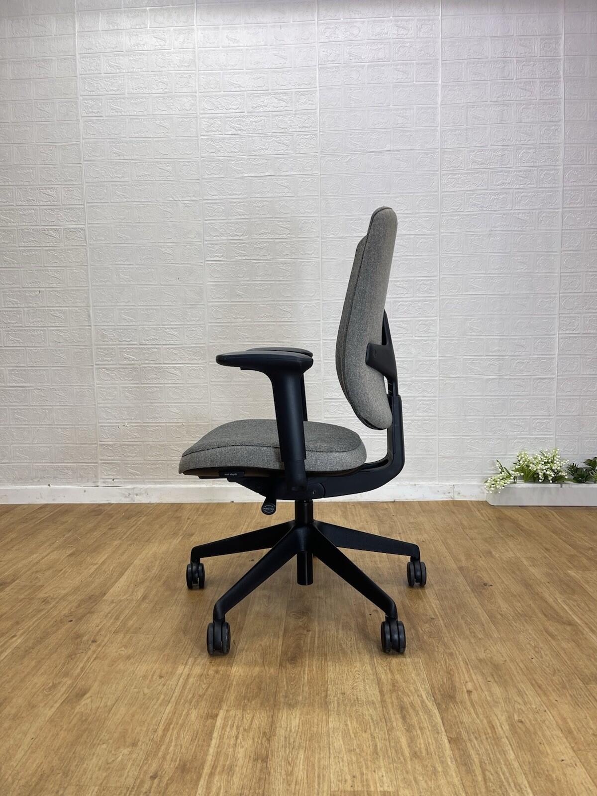 Orangebox Seren Task Chair / Grey / Mint Condition- UK Delivery