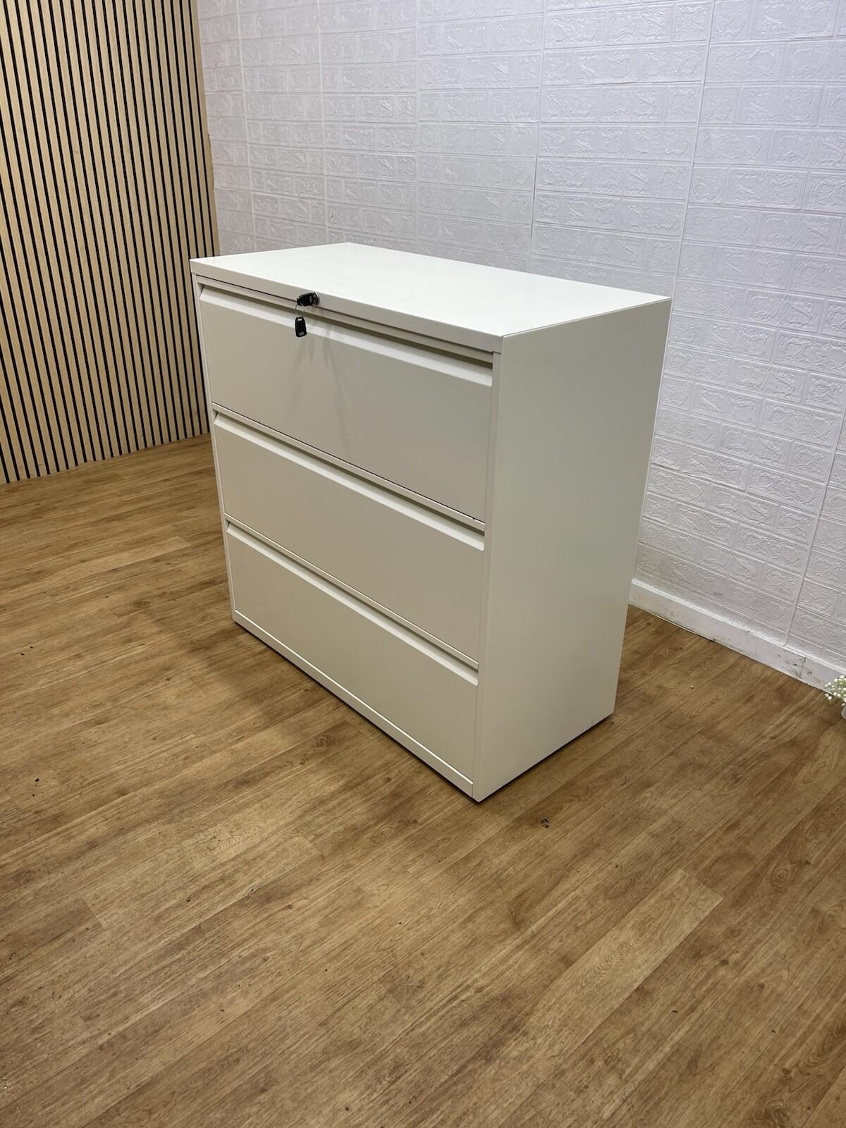 Bisley White 3 Draw Lateral Filling Cabinet With Keys / (All Metal) Can Deliver