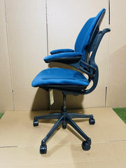 Humanscale freedom chair in *NEW navy blue velvet - UK DELIVERY