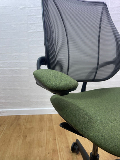 Humanscale Liberty office chair /Forest green fabric