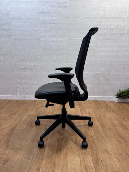 STEELCASE Reply Office Chair/Black Leather/Lumbar Support/4D Armrests/ UK DEL 🚚
