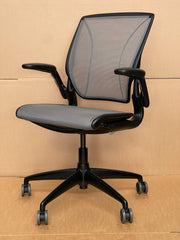 Humanscale Diffrient World Mesh Office Chair – Black / Grey