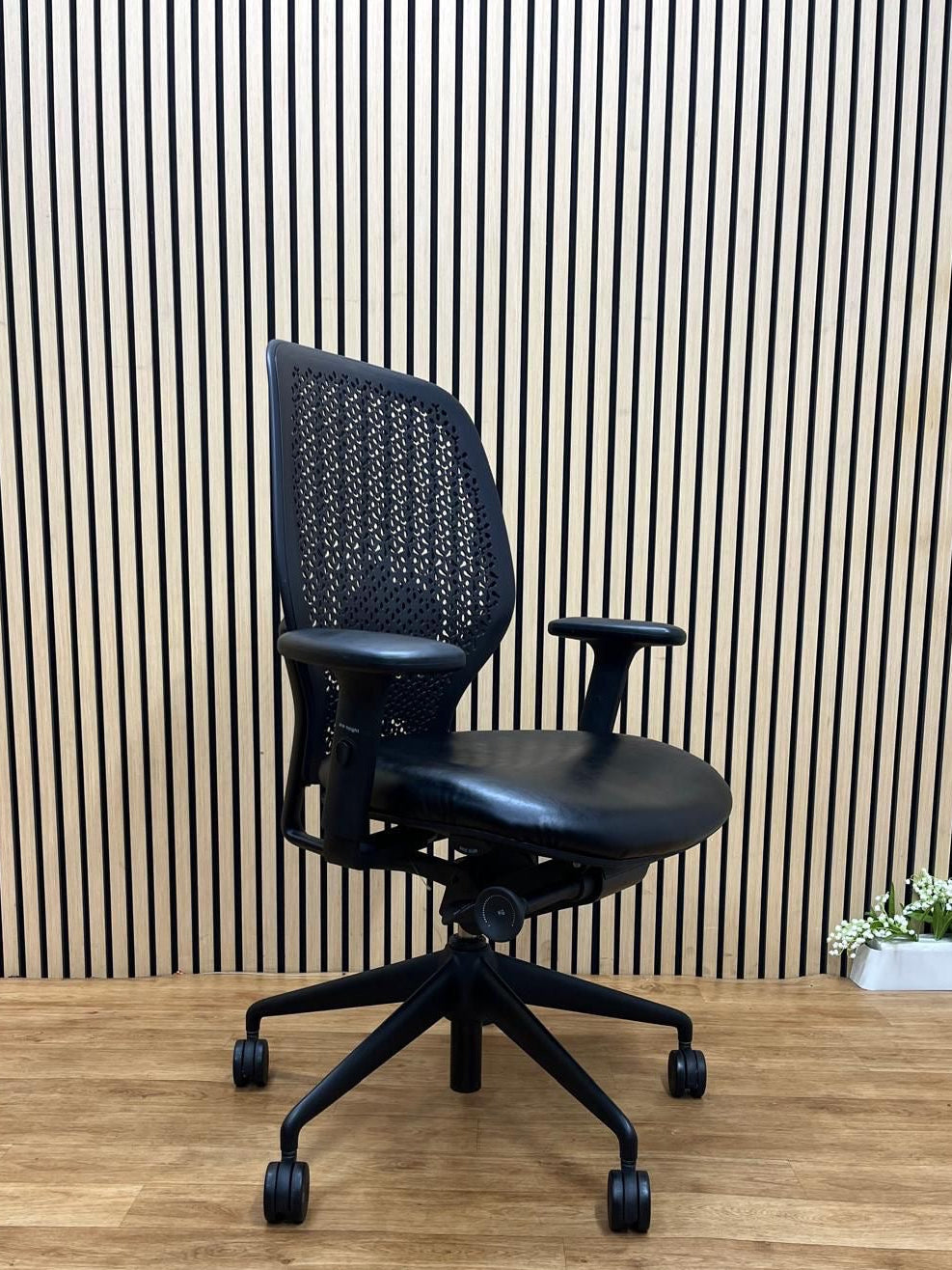 Orangebox Ara Ergonomic Office Chair Black Leather Seat | Mesh Back Task Chair UK Delivery