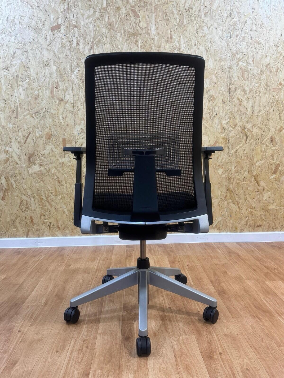 HAWORTH* Very Task Chair - Fully Adjustable- Black/Silver - UK DELIVERY